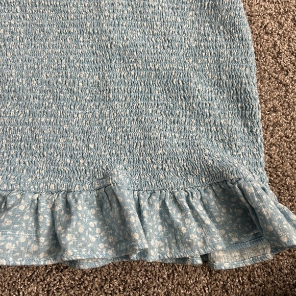 Abercrombie and Fitch Floral Blue Smocked Top and 2 piece Skirt Set S - Picture 3 of 6